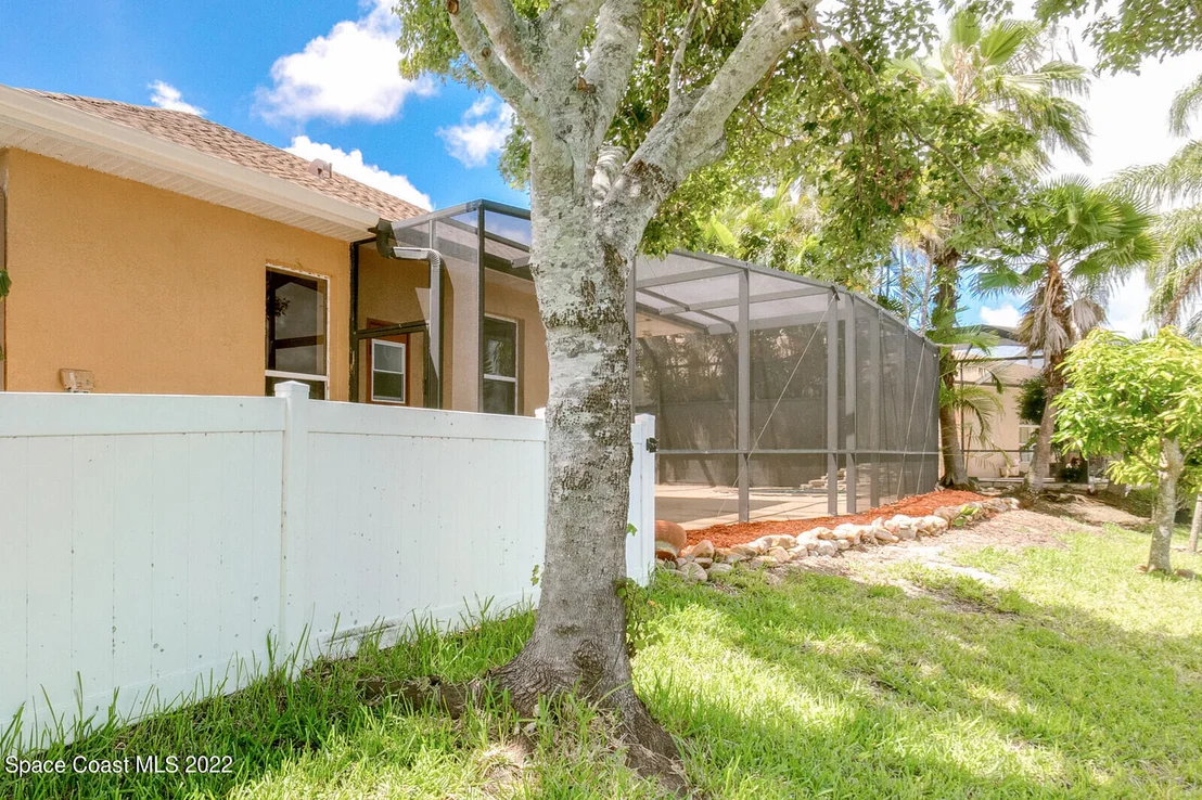 Photo of 4707 Alamanda Drive