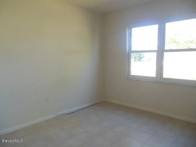 Photo of 1401 NE Mariposa Drive