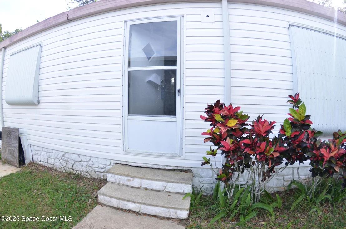 Photo of 1056 Wren Circle
