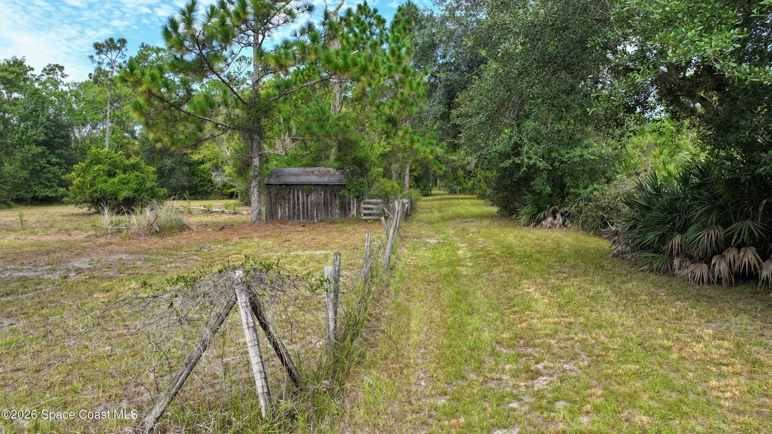 Photo of 5520 Osceola Drive