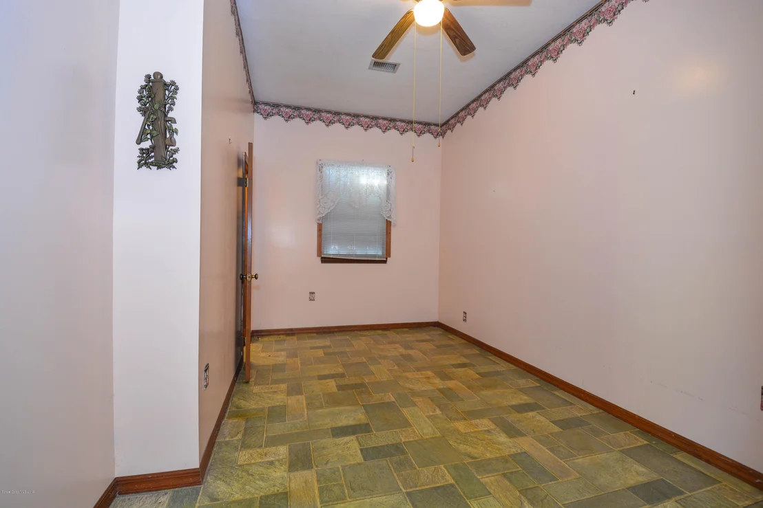 Photo of 395 Atz Road