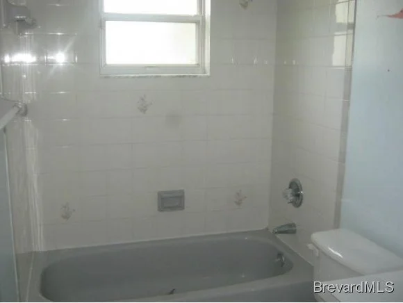 Photo of 7081 Bayfront