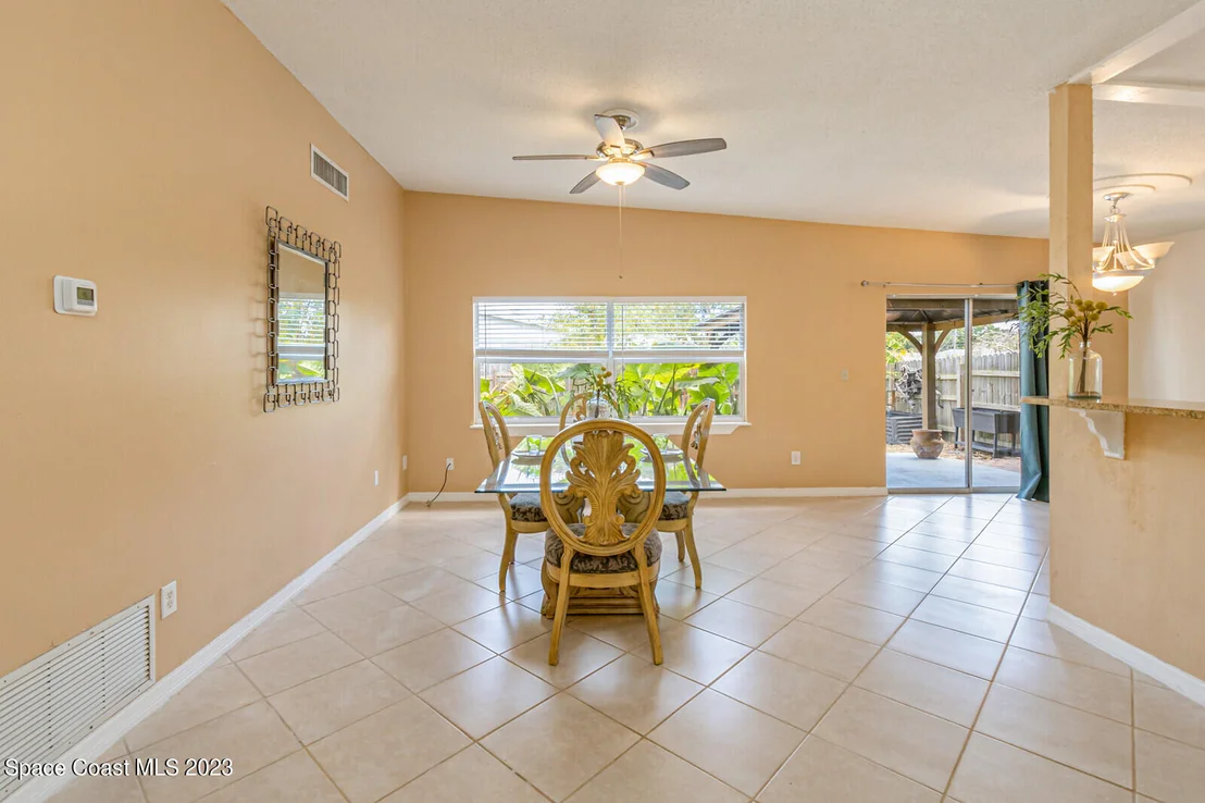 Photo of 825 Tupelo Drive