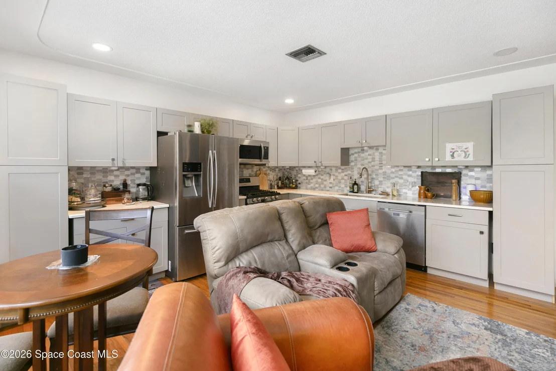 Photo of 3033 Devon Court