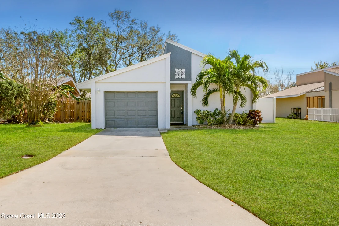 Photo of 365 Mission Oak Drive