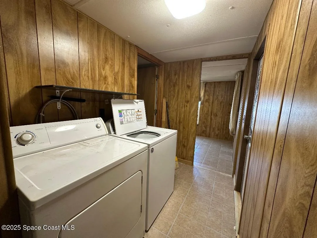 Photo of 6852 Aster Drive