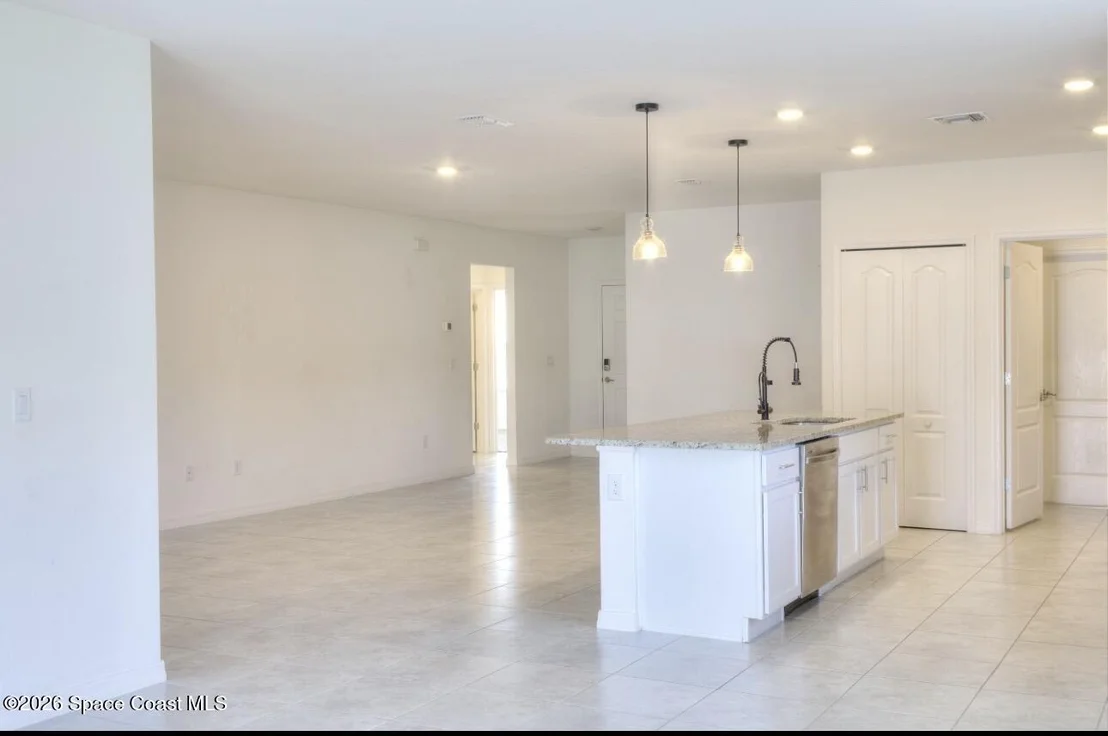 Photo of 8975 102nd Avenue
