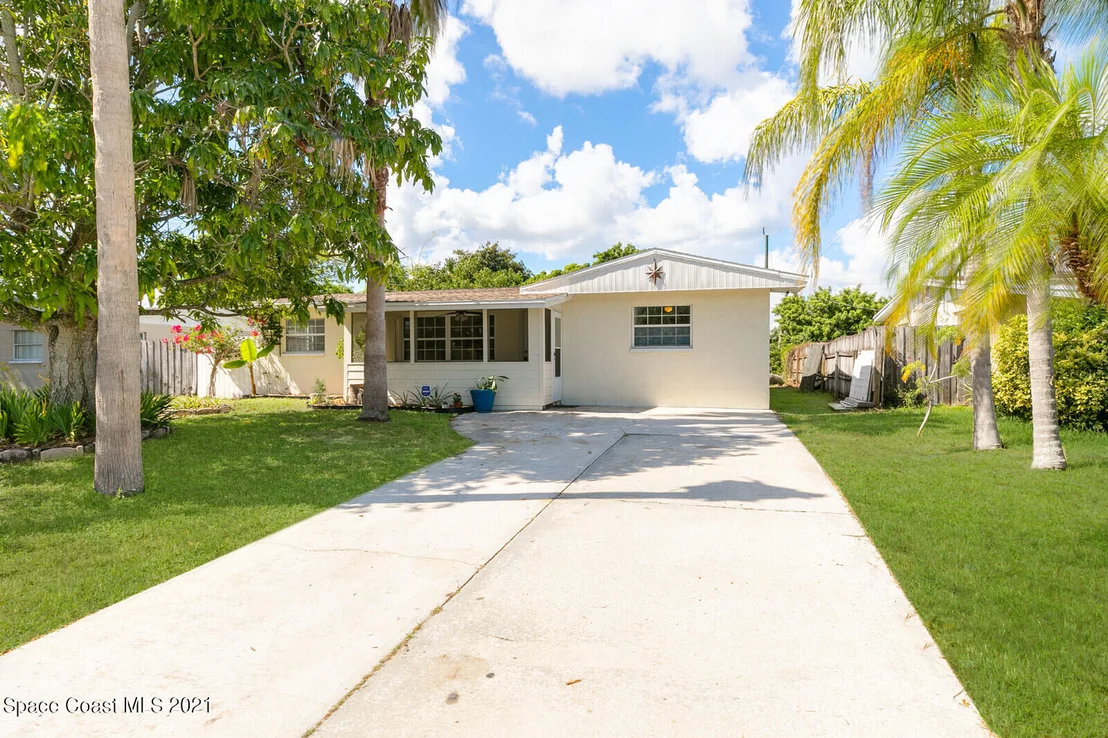 Photo of 1356 Arnold Drive