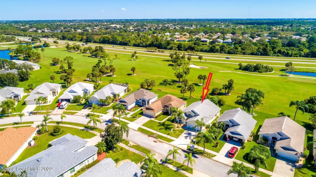 Photo of 2396 Addington Circle
