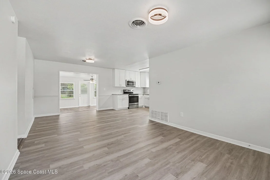 Photo of 1021 Bernice Road
