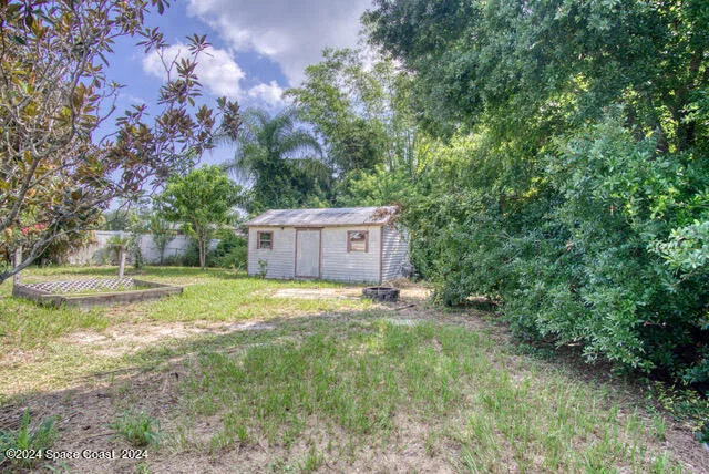 Photo of 1181 Pineapple Avenue NE
