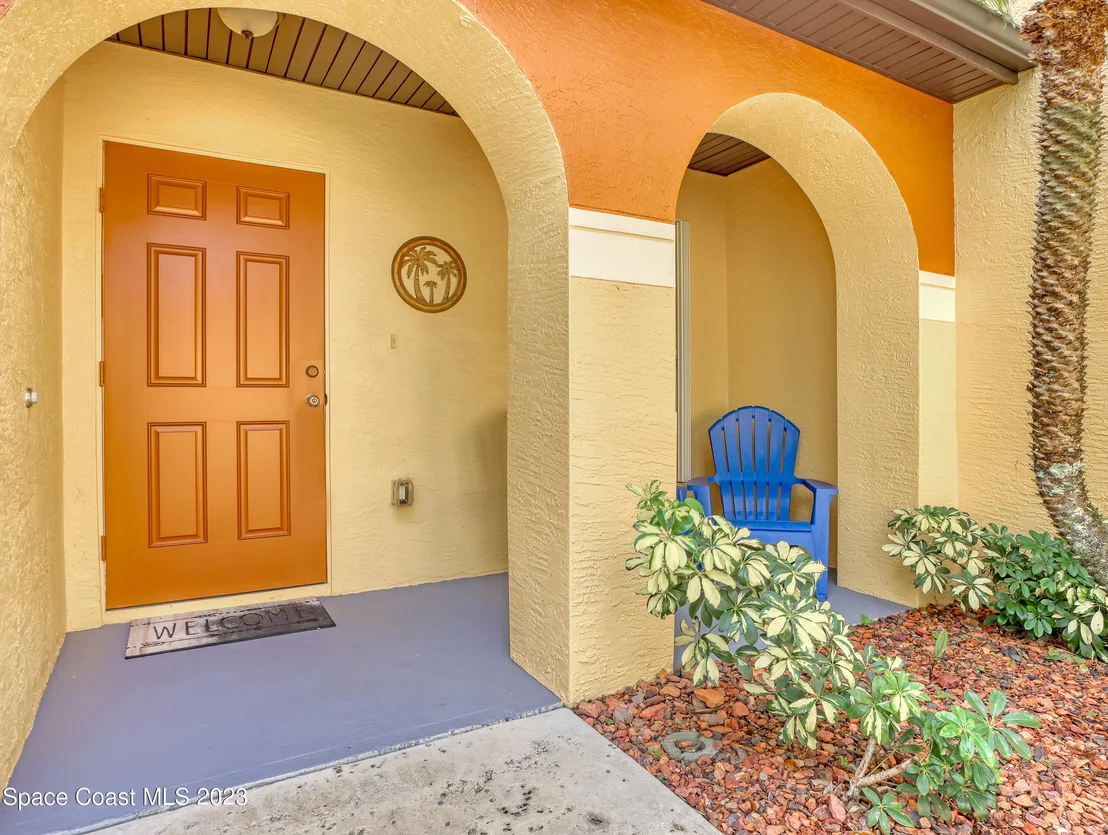 Photo of Unit 103 at 990 Luminary Circle