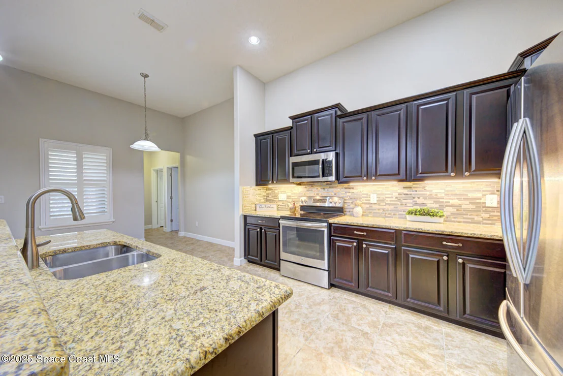 Photo of 3352 Russ Place