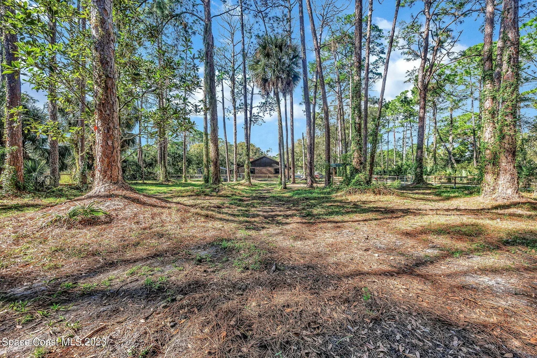 Photo of 2281 Friday Road