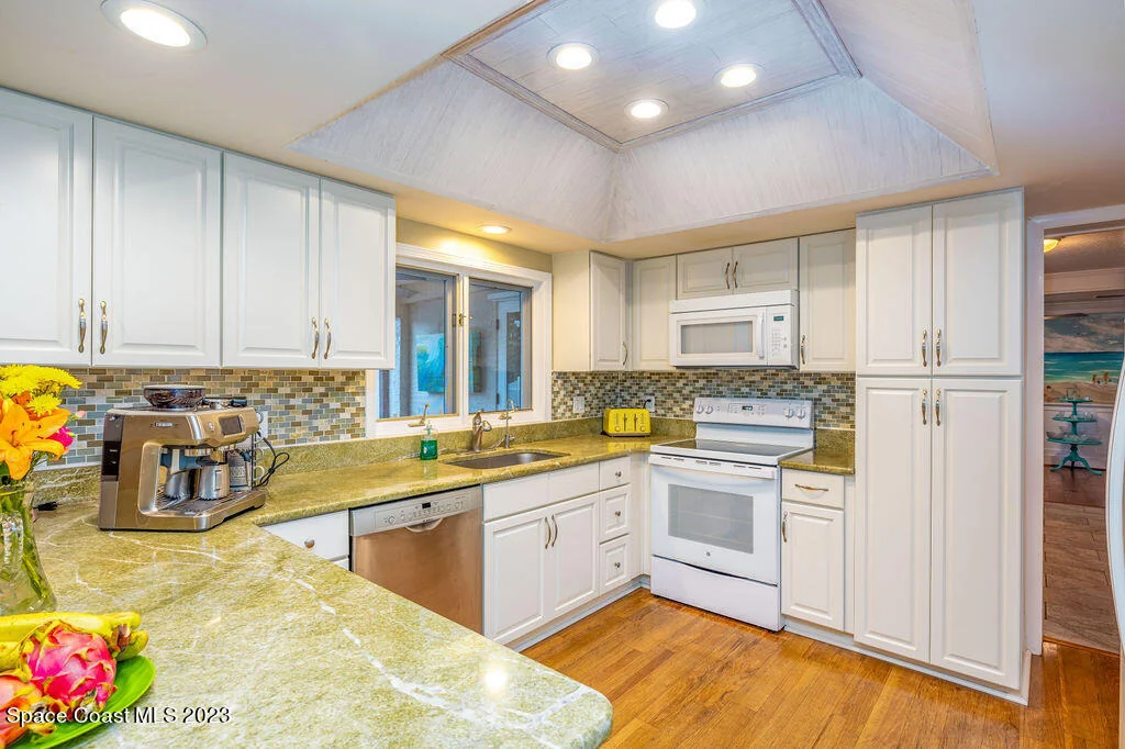 Photo of 350 Amberjack Place