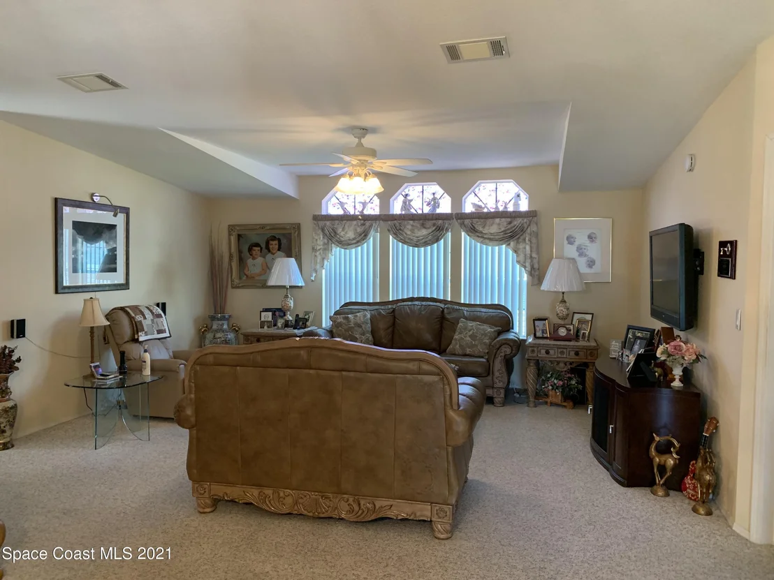 Photo of 112 Scenic Drive