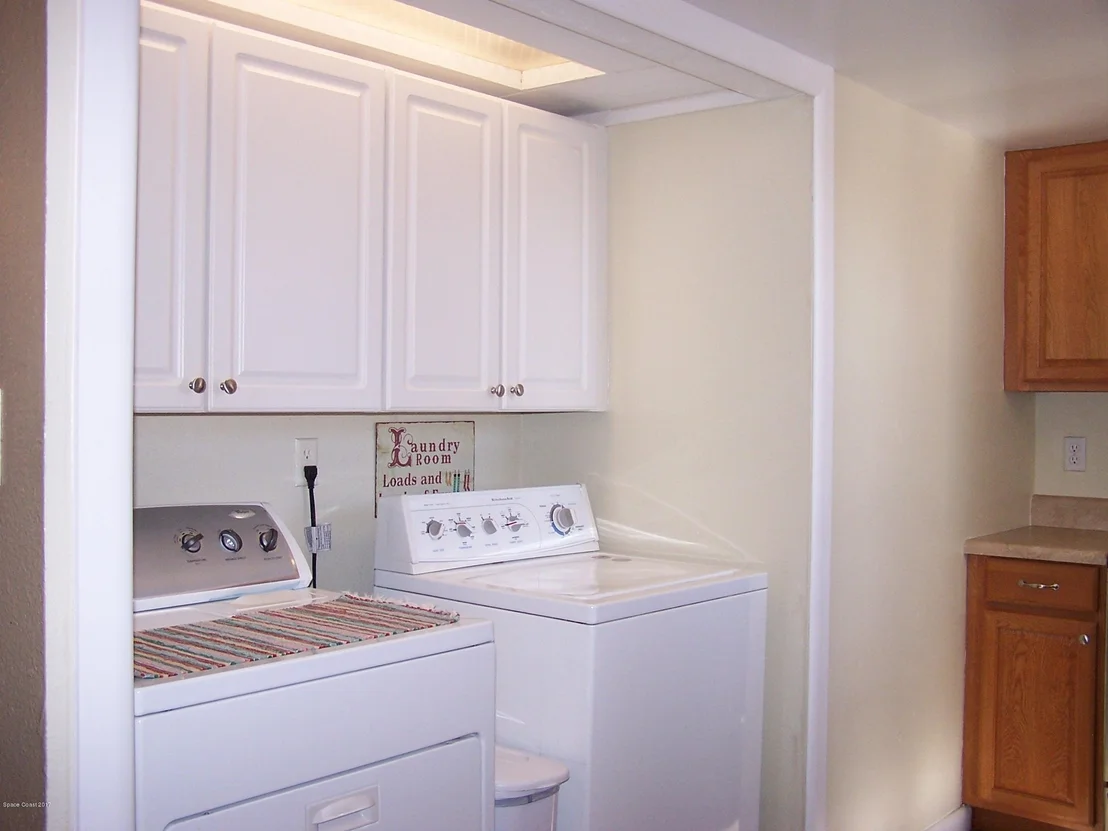 Photo of 6383 Hudson Road