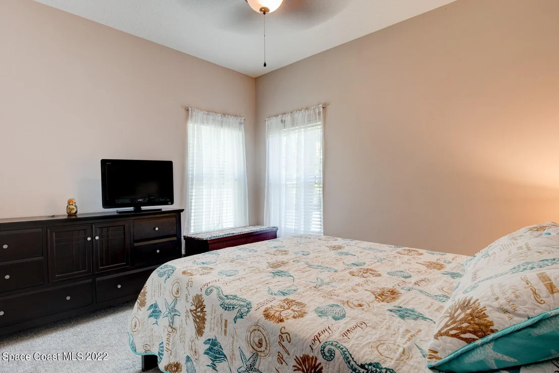 Photo of 270 Rita Boulevard
