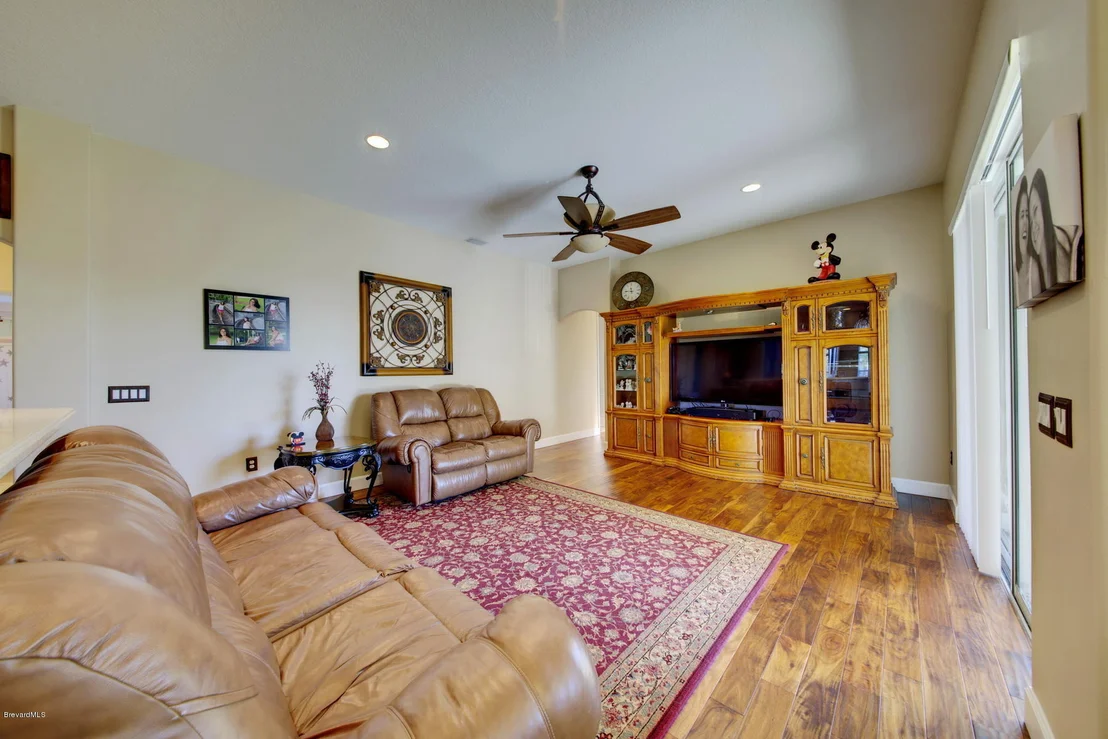 Photo of 5620 Rusack Drive