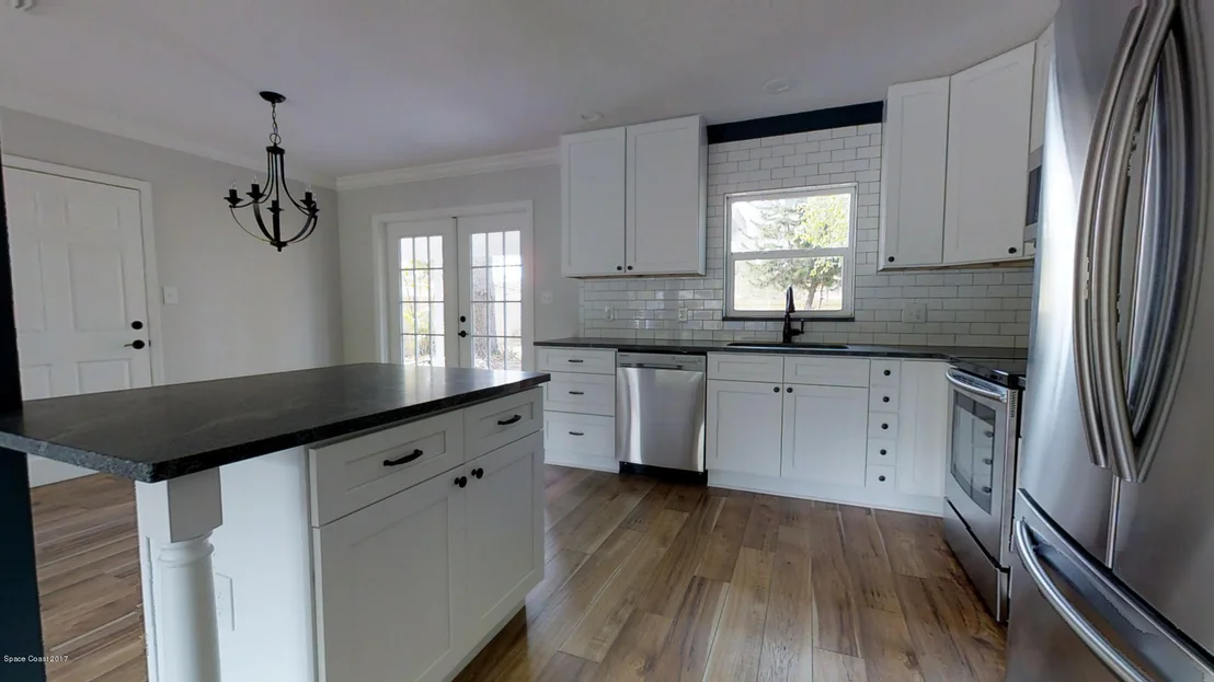 Photo of 837 Hemlock Street