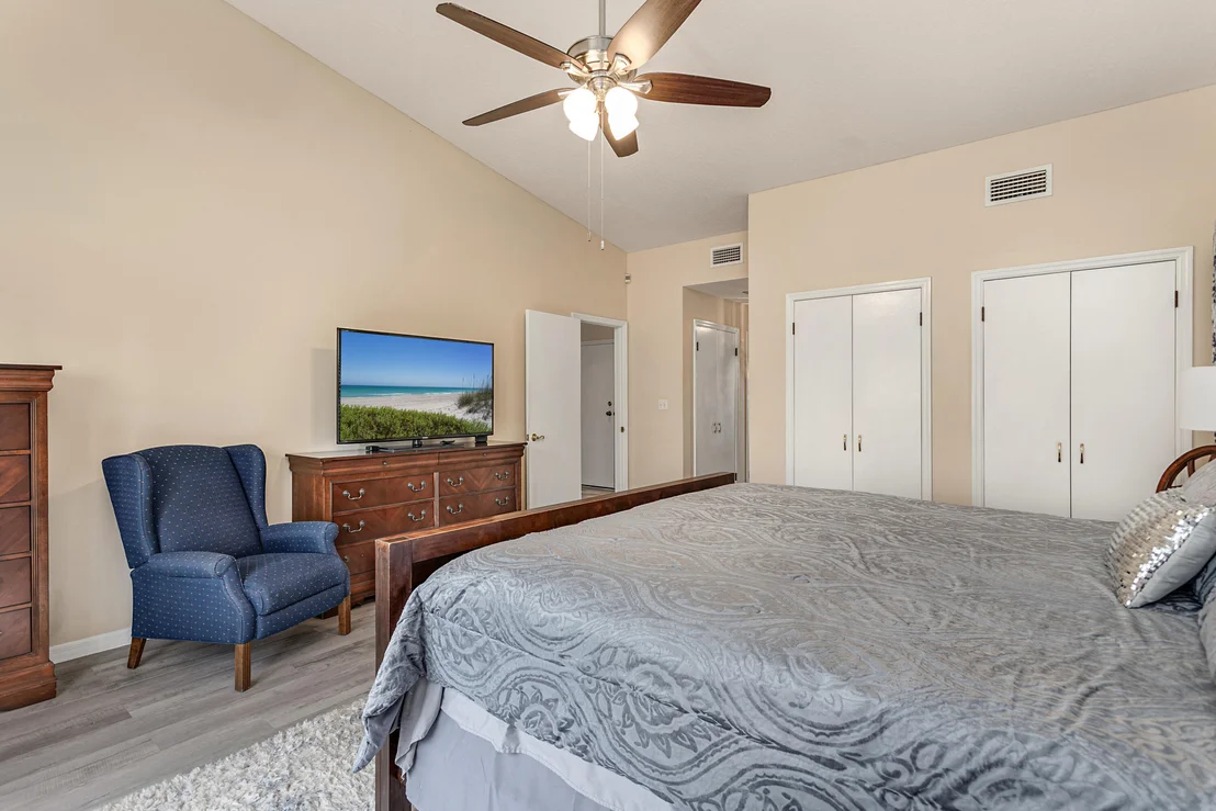 Photo of 1371 Silver Lake Drive