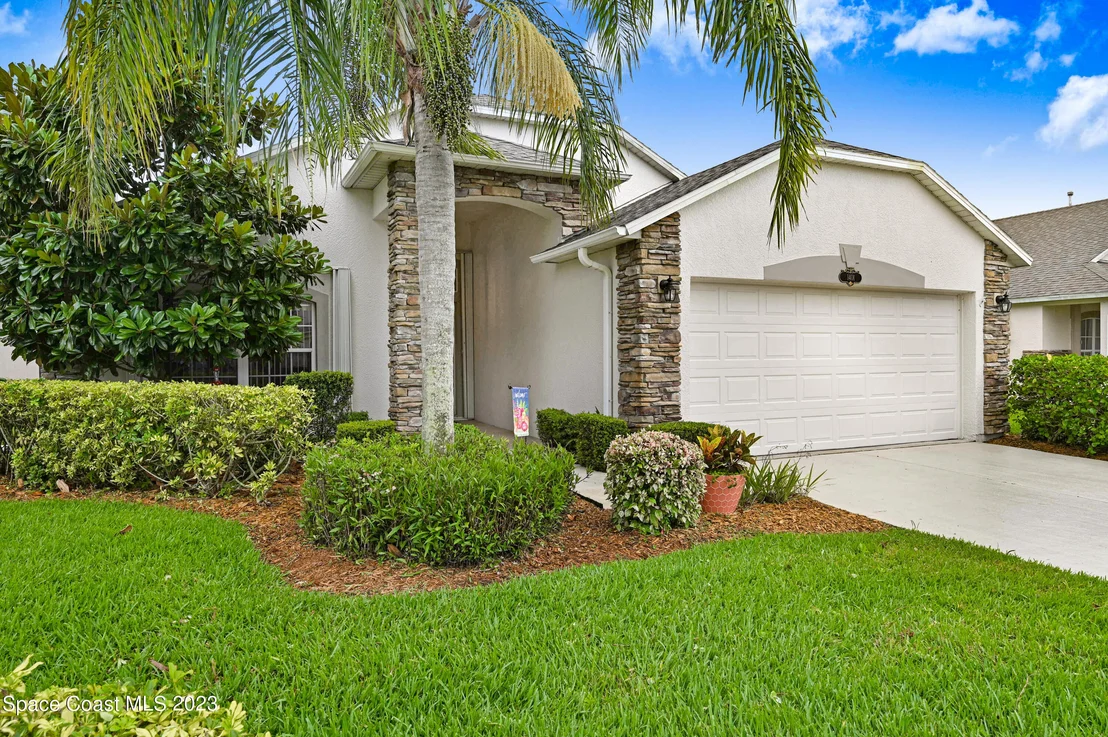 Photo of 1401 Lago Mar Drive