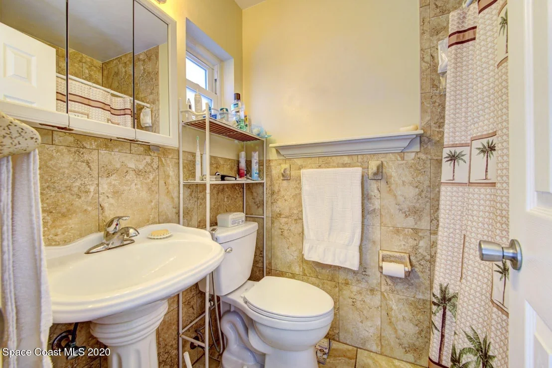 Photo of 301 Orchid Boulevard