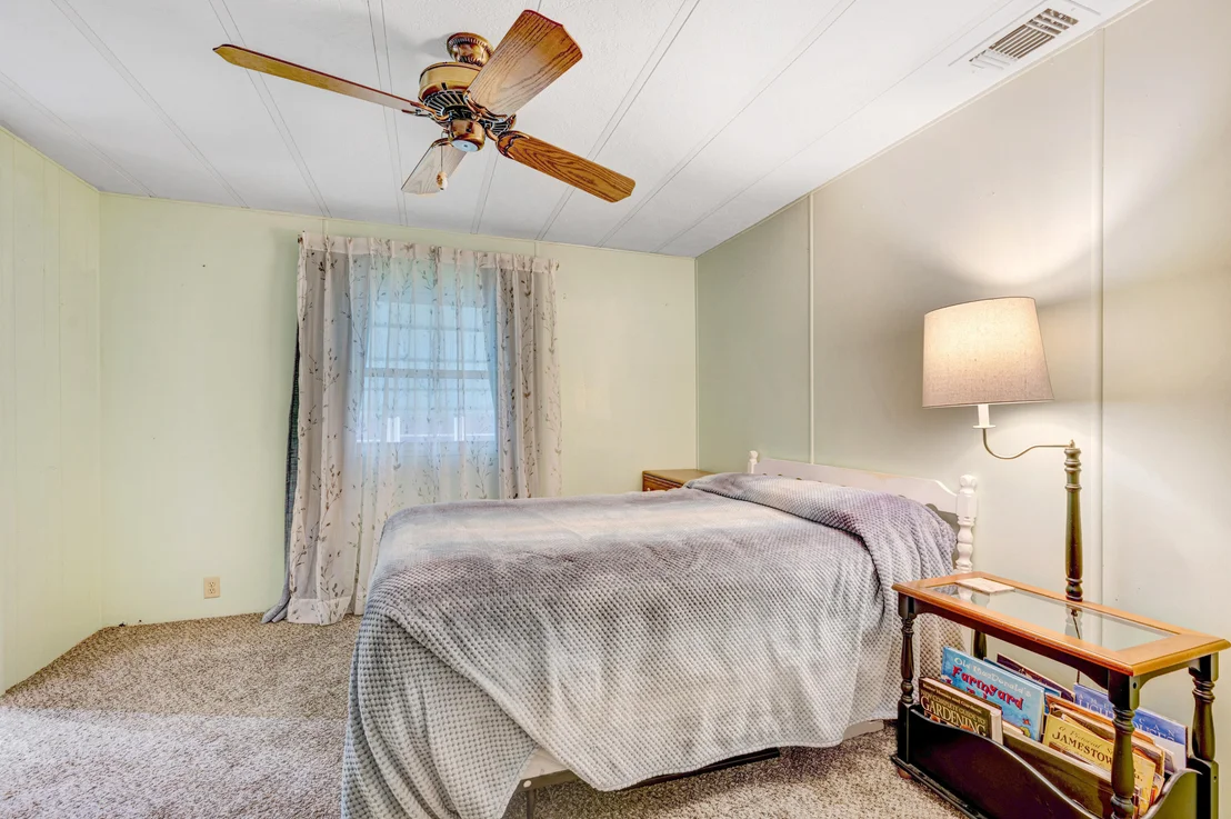 Photo of 2311 Coconut Palm Drive NE