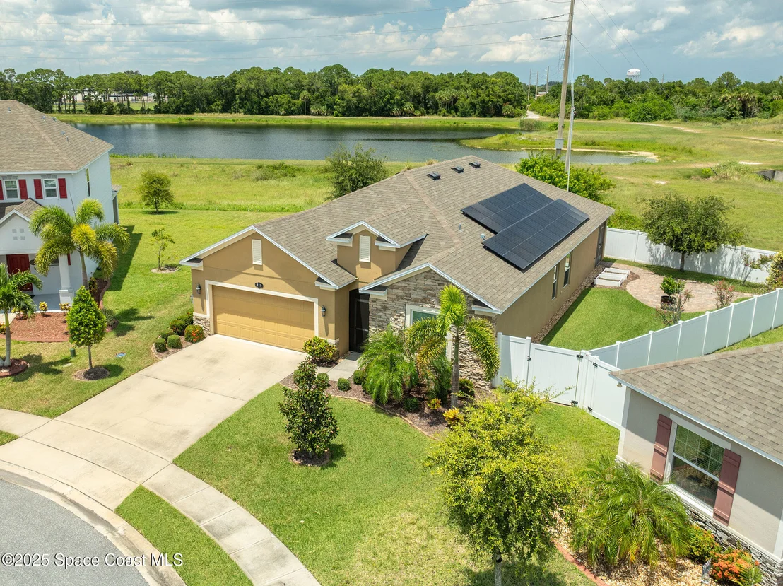 Photo of 920 Bear Lake Drive