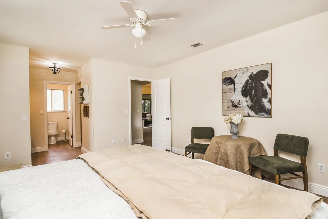 Photo of 11086 Roseland Road