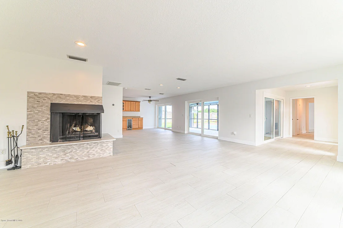 Photo of 280 Pompano Drive