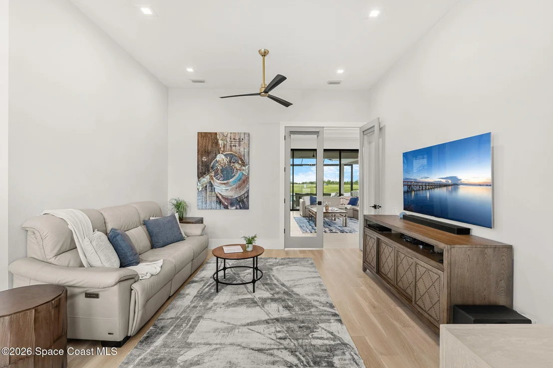 Photo of 3739 Lake Adelaide Place