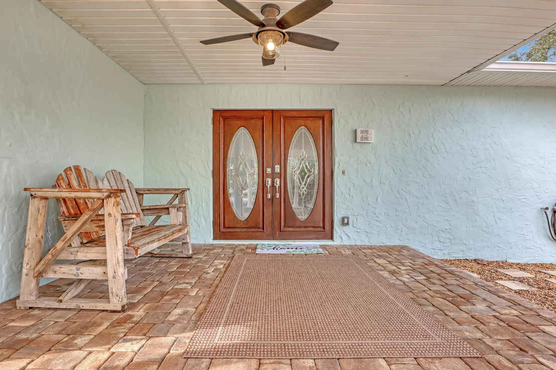 Photo of 592 Hillside Court