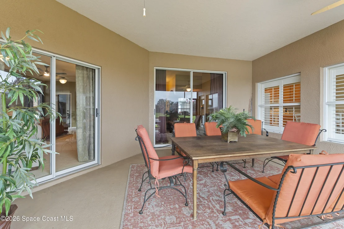 Photo of 385 Tunbridge Drive