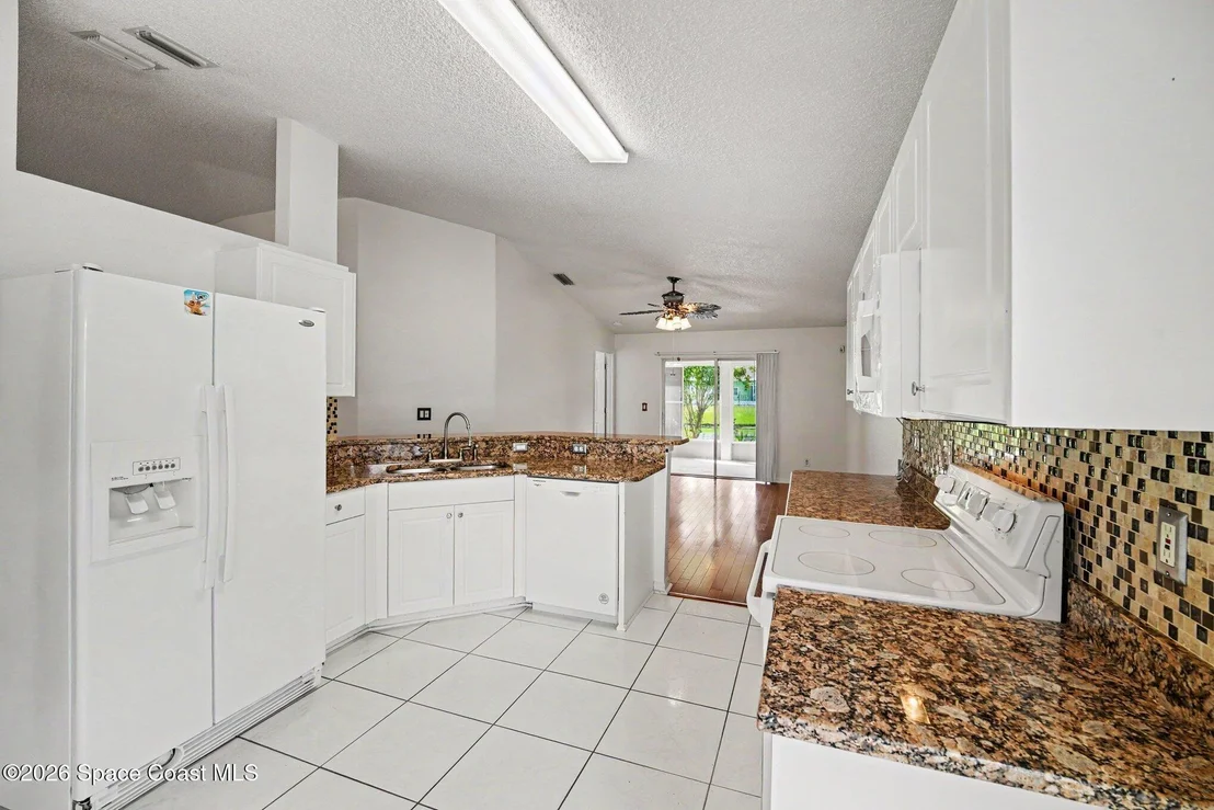 Photo of 2015 Bayhill Drive