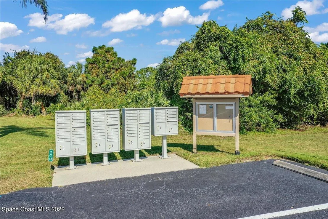 Photo of 7600 Candlewick Drive
