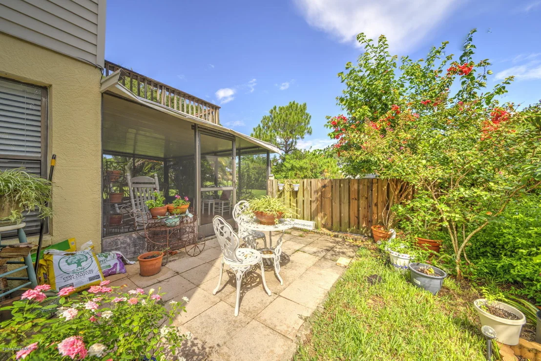 Photo of 1687 Clover Circle