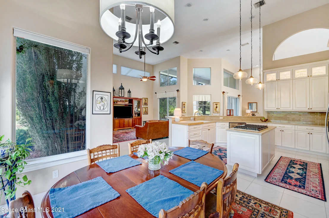 Photo of 742 Glengarry Drive