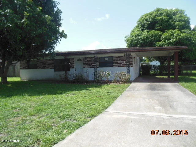 Photo of 2655 Andrews Avenue