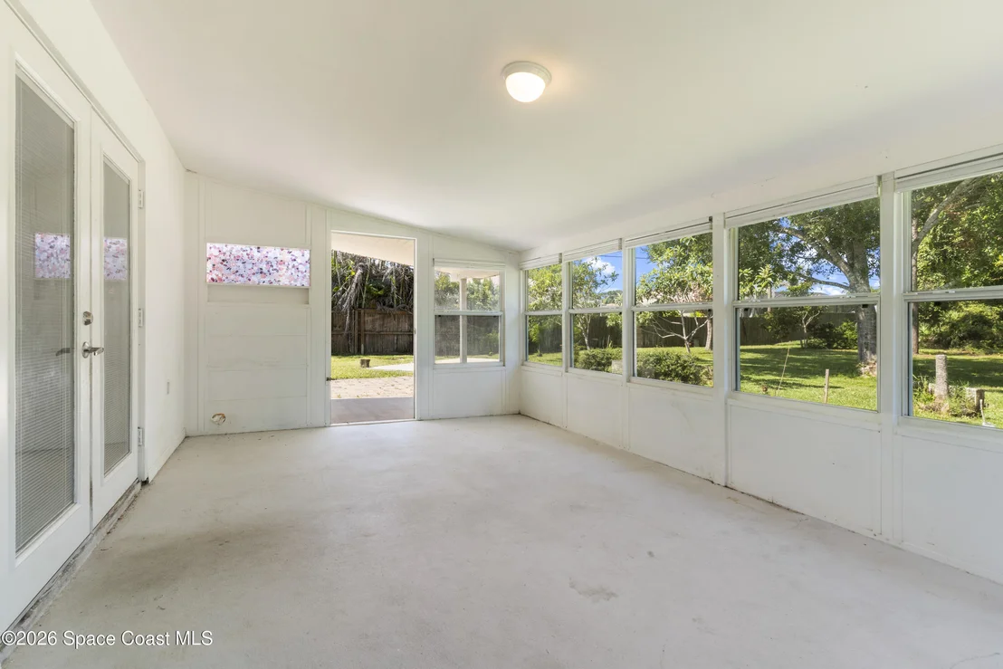 Photo of 874 Blossom Drive