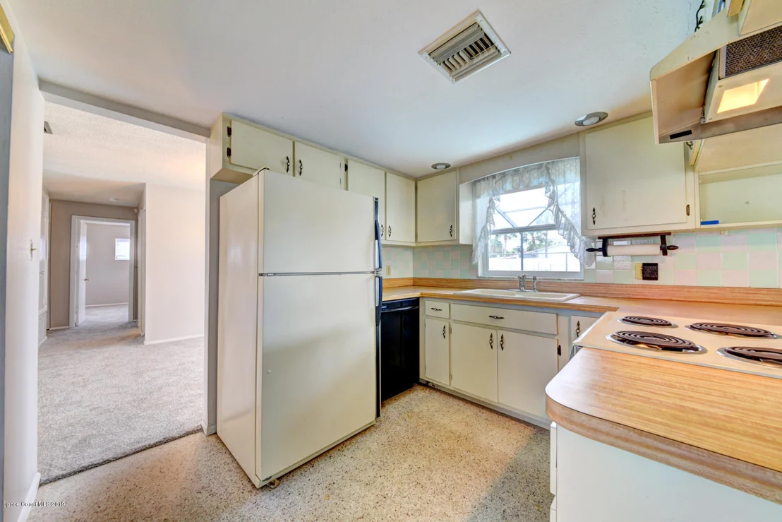Photo of 909 Jefferson Road