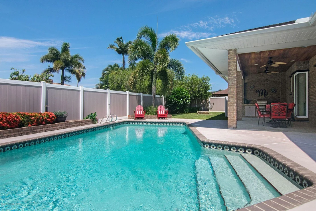 Photo of 1242 Silver Lake Drive