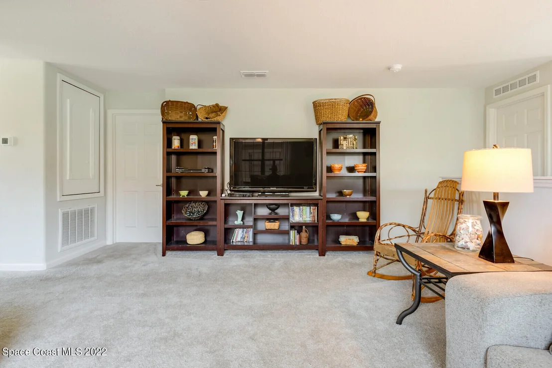 Photo of Unit 106 at 1365 Lara Circle