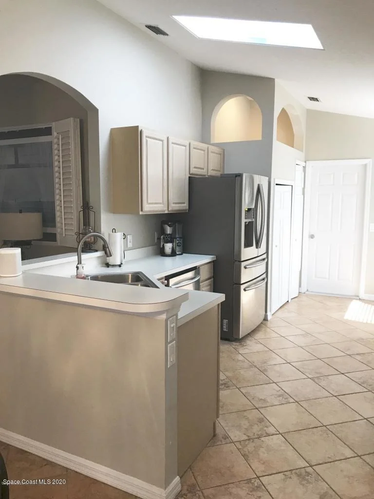 Photo of 2580 Addington Circle