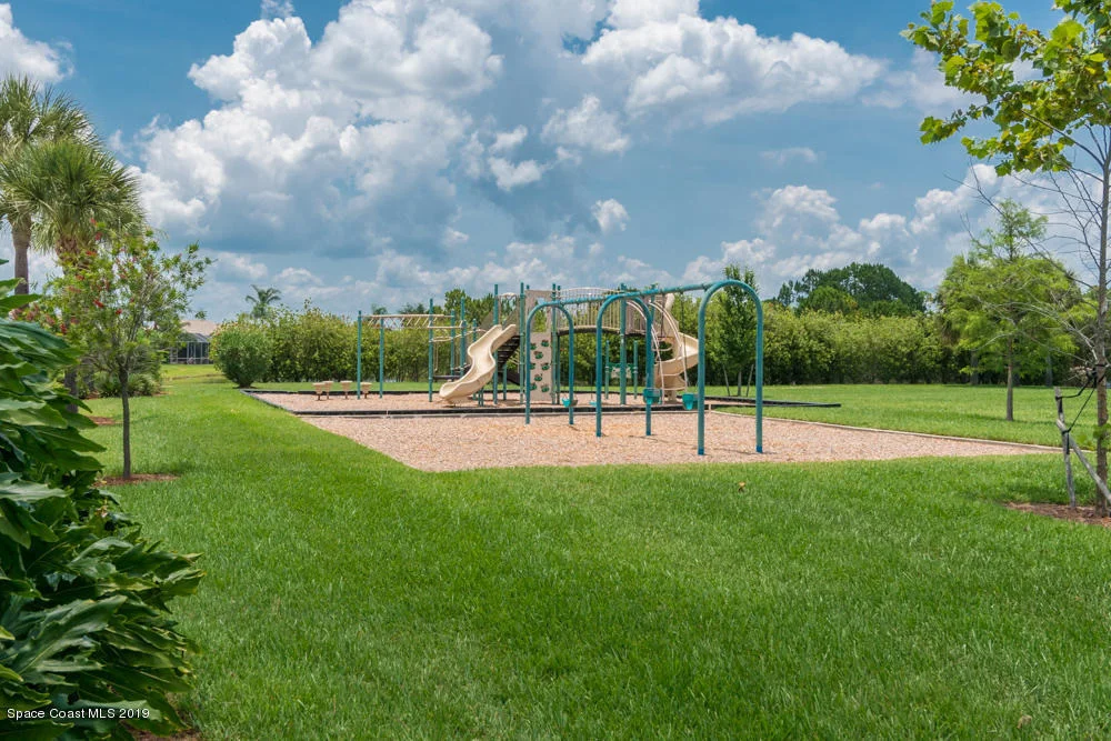 Photo of 1245 Starling Way