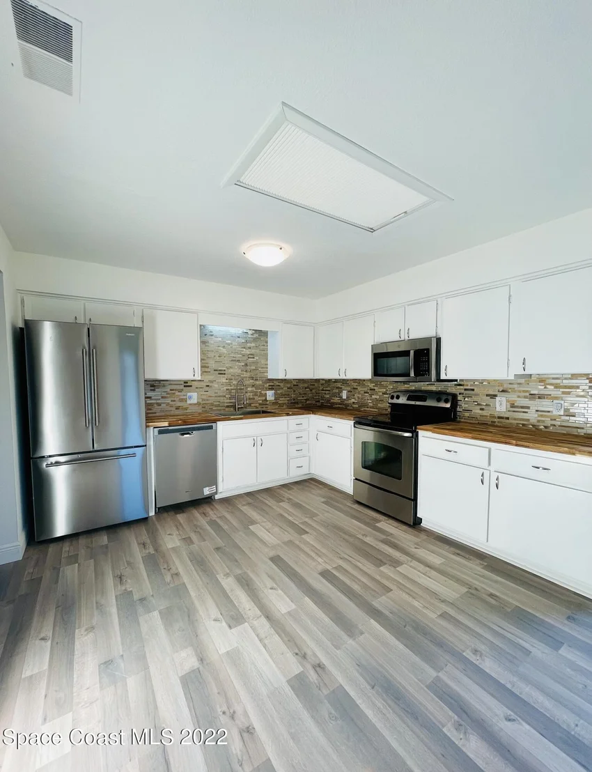 Photo of 159 Woodside Drive