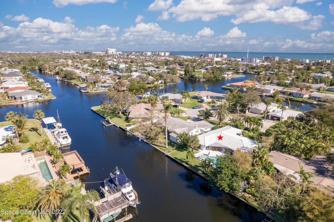 Photo of 53 Riverview Lane