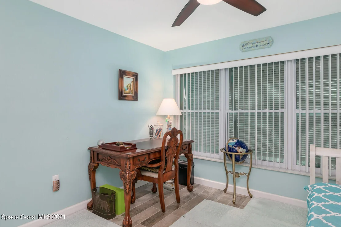 Photo of 481 Cardinal Drive