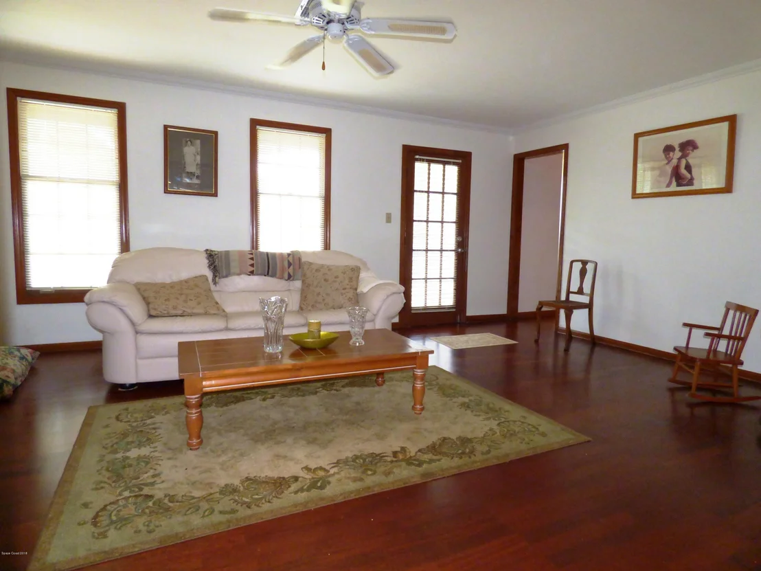 Photo of 3965 Miller Lane