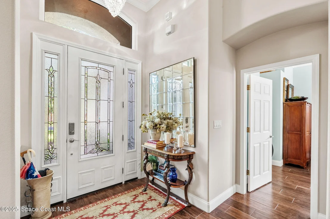 Photo of 5837 Arlington Circle